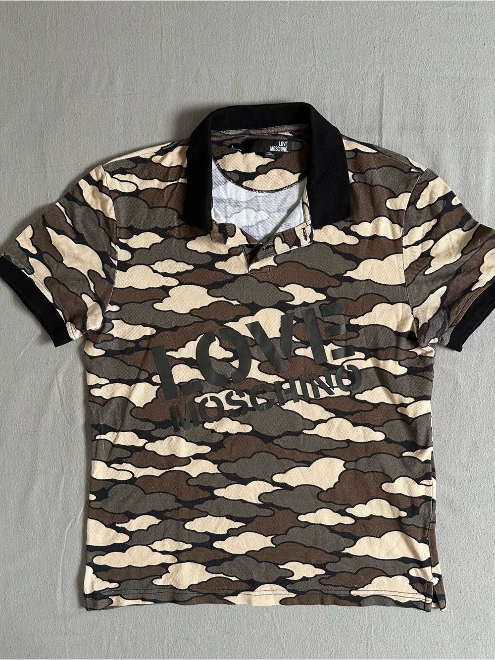 Love Moschino Cloud Camo Polo Shirt Men Large Designer Streetwear